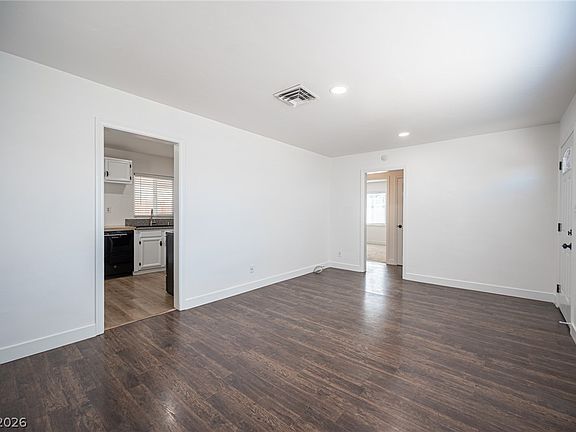 5th image of 454 National St