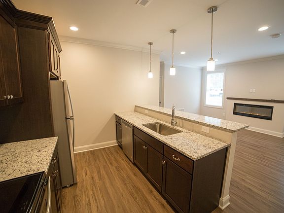 3rd image of 225 Delaware Ave APT B