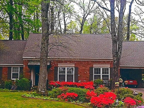 2nd image of 7983 Farmington Blvd