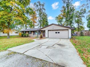 2616 Dellview Dr, Fort Wayne, IN 46816