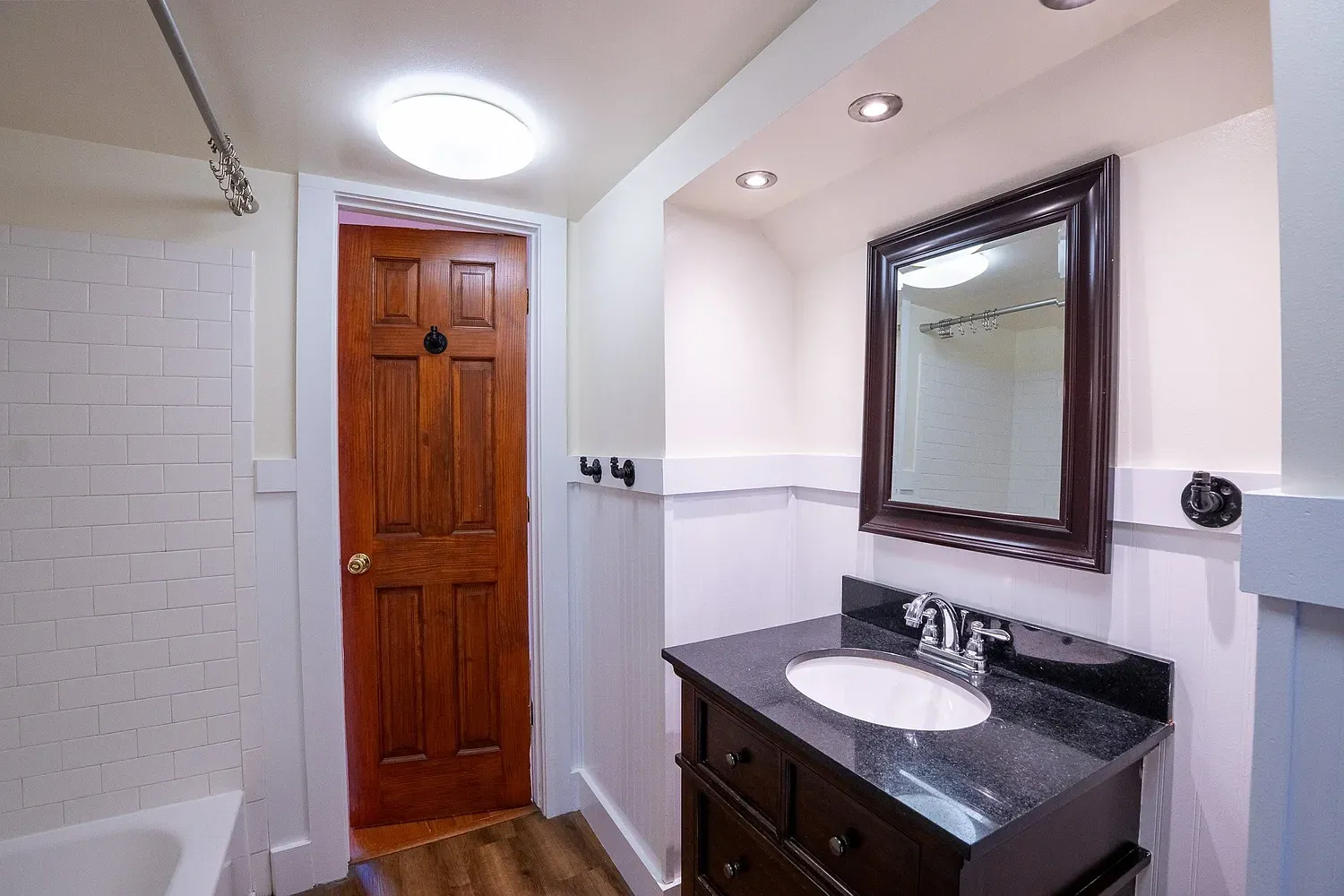 3 bed, 1902 sqft, $3,300 — Photo 4