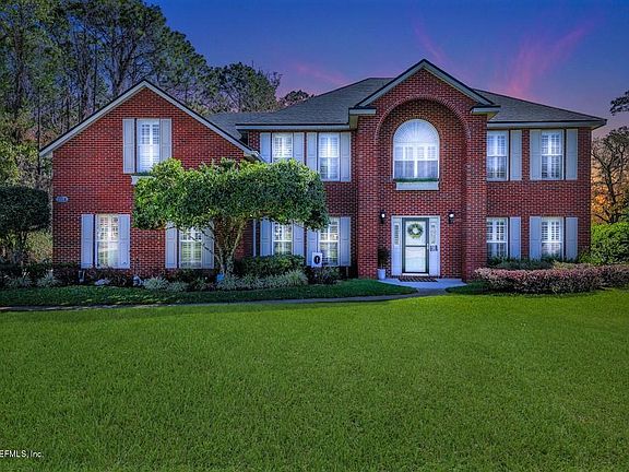 2nd image of 704 Oak Cove Ct
