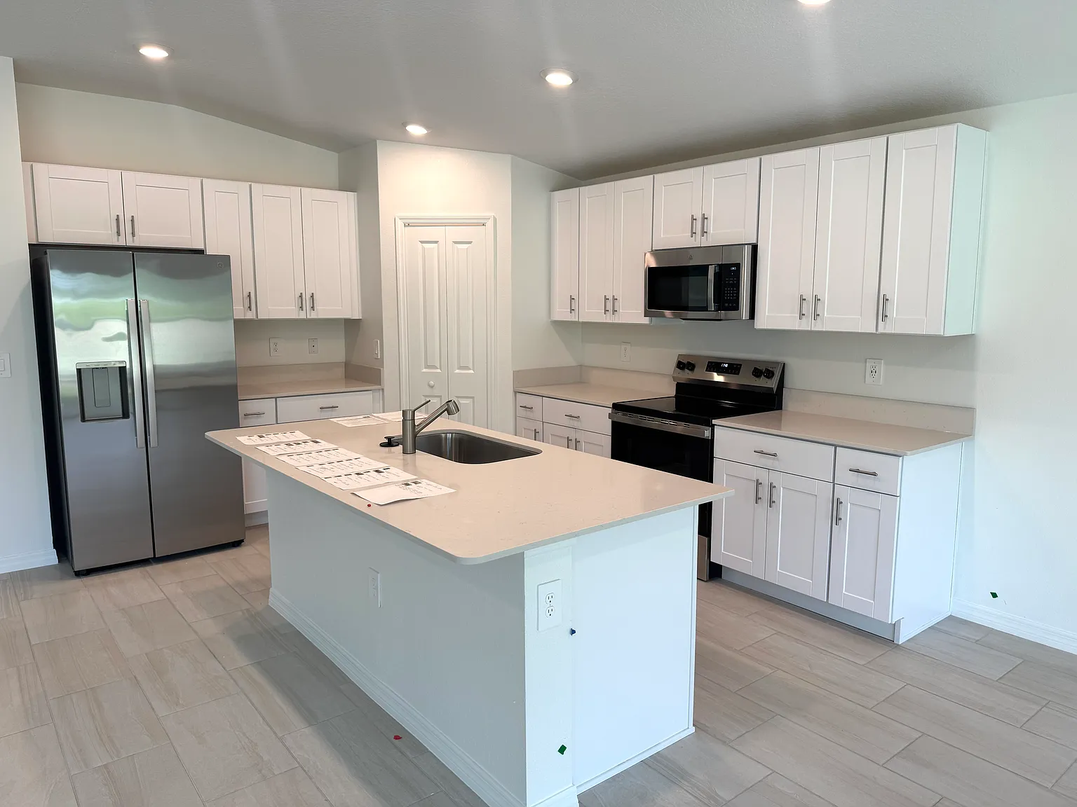 4 bed, 1936 sqft, $2,800 — Photo 4