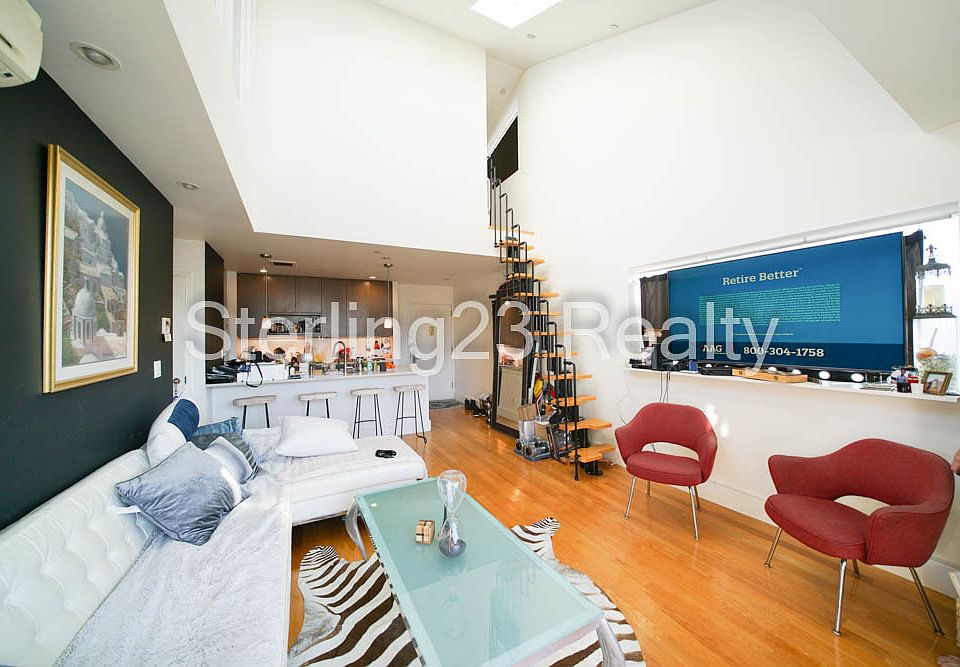 1st image of 11-42 31st Ave Penthouse 4R