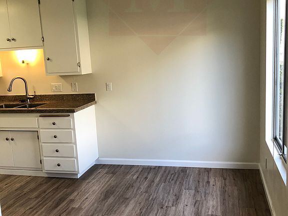 5th image of 1521 Laguna St APT 109