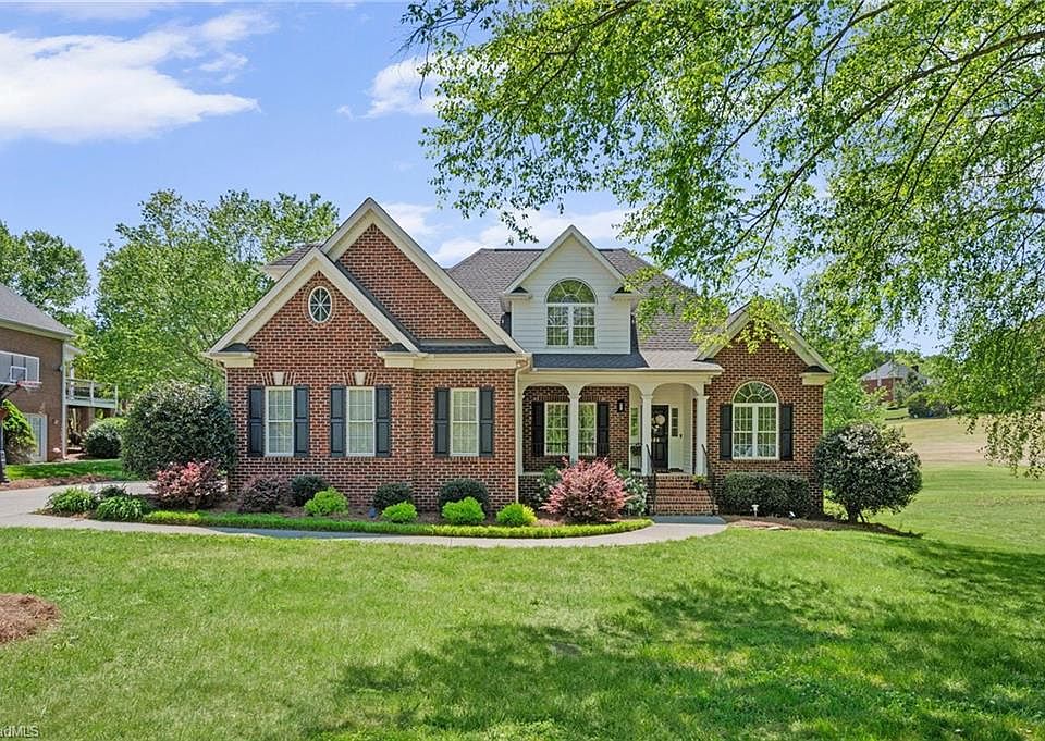 1st image of 531 Oak Valley Blvd