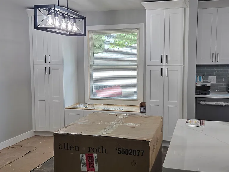 9017 Southmoor Ave — Photo 6