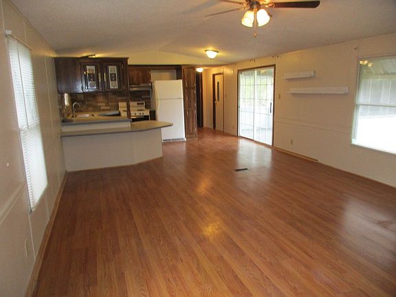 3rd image of 382 County Road 4450