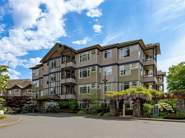 1115 Craigflower Rd #104D, Esquimalt, BC V9A 7R1