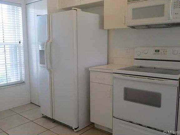 Weston,Townhome for Rent 2/2.5/ $1,700/month