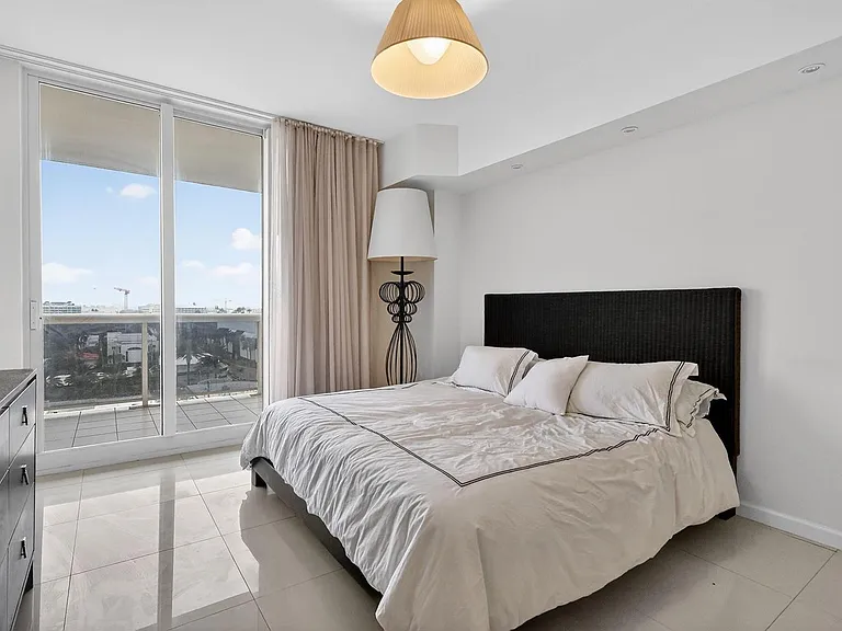 9595 Collins Ave #N-8F — Photo 5