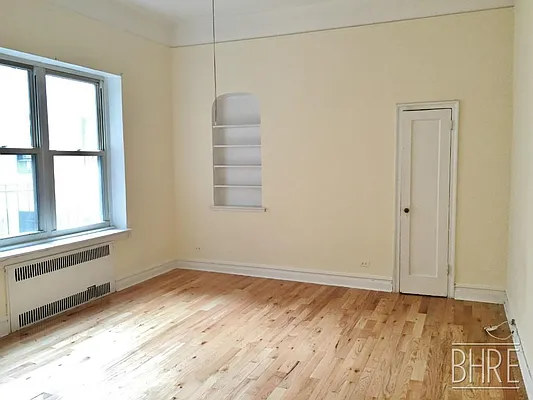 Rented by Brooklyn Heights Real Estate Inc | media 7