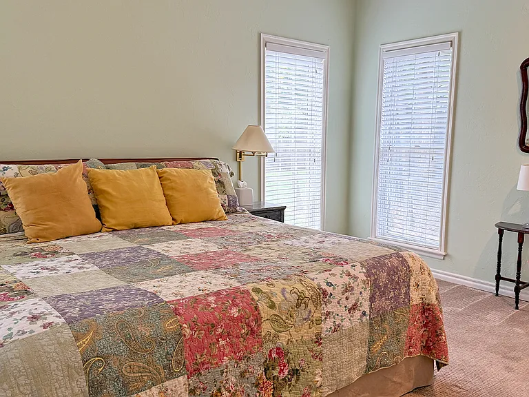 321 W Tonhawa St #1 — Photo 11
