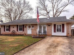 1501 N Dinwiddie St, Sterling, VA 20164