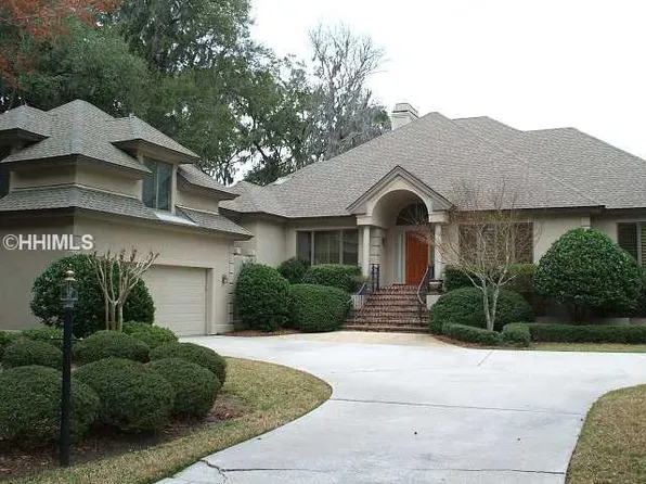 12 Arthur Hills Ct, Hilton Head Island, SC 29928