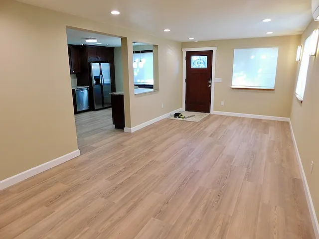 2 bed, 1.5 bath, 1185 sqft, $2,800 — Photo 3