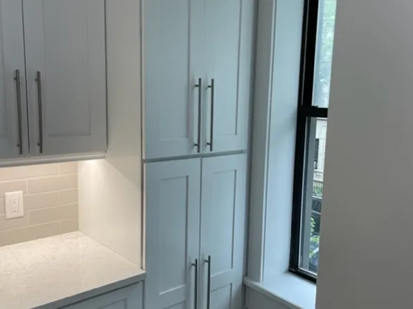 525 4th Street 3Q image 3 of 20