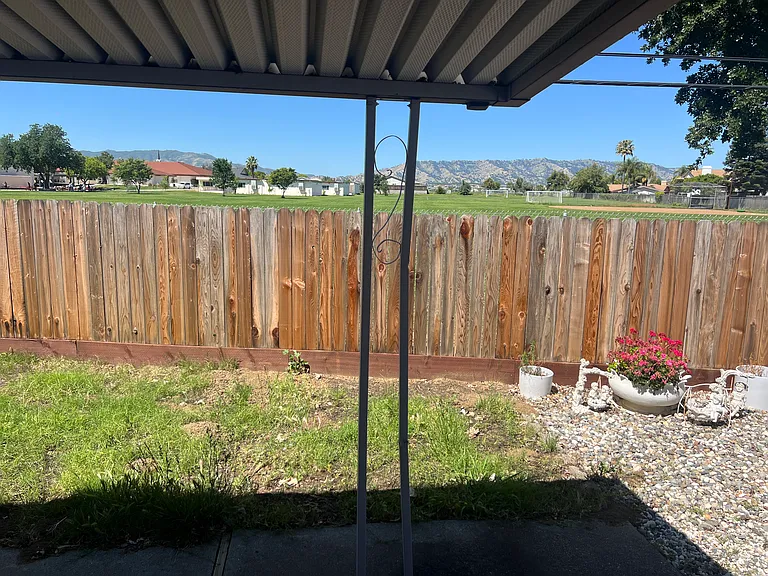 908 Apricot Ave — Photo 13