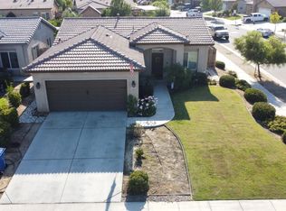 1301 Via Barcelona Ct, Wasco, CA 93280