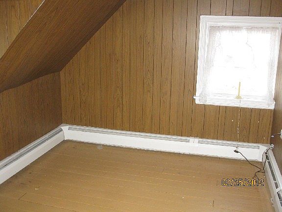 3rd image of 407 Nottingham Ave