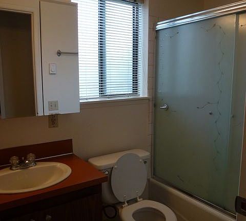 4th image of 7000 Roosevelt Way NE APT 201