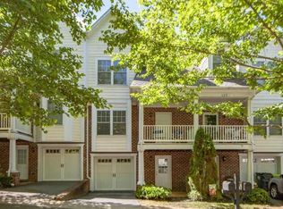 123 Old Fifth Cir, Charlottesville, VA 22902