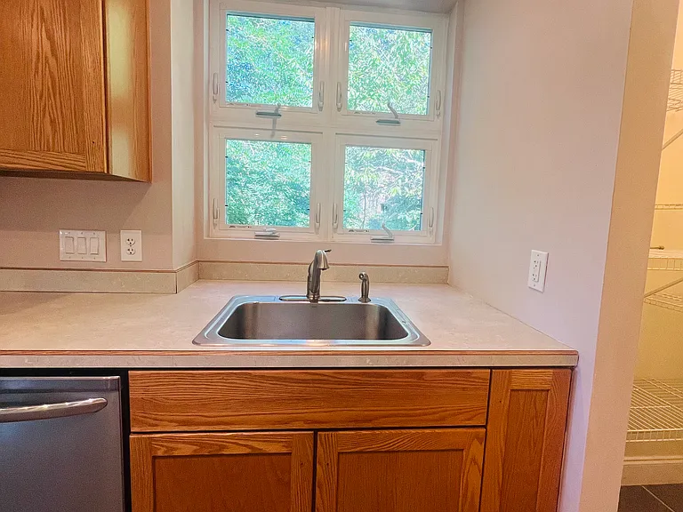 127 Sun Haven Ln — Photo 8