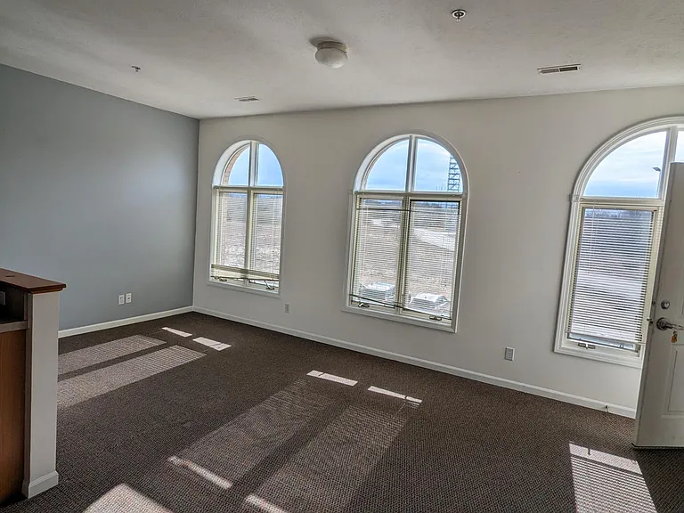 2000 Chartwell Dr #203 — Photo 5
