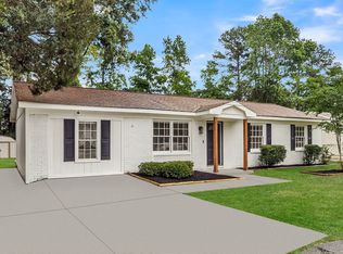 409 Robin Dr, Goose Creek, SC 29445