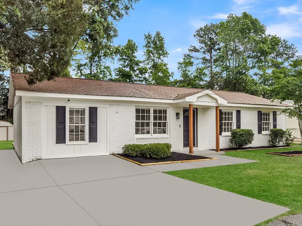 409 Robin Dr, Goose Creek, SC 29445