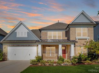 137 Hampton Trail Dr, Fort Mill, SC 29708