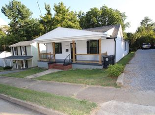 602 E Main St, Bedford, VA 24523