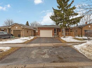1082 Lawson Rd, London, ON N6G 2X9