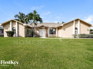 17532 Homewood Rd, Fort Myers, FL 33967