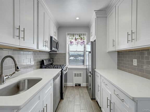 4th image of 620 Pelham Road #3C