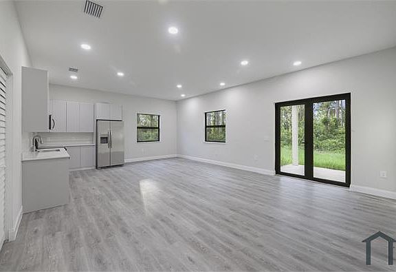 3rd image of 2919 65th St W #1