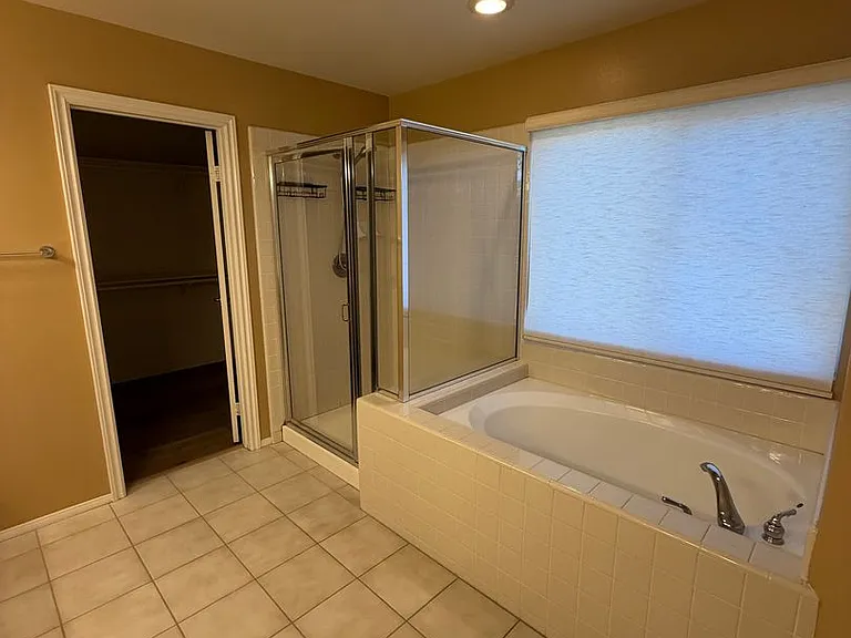 4912 Borders St — Photo 15
