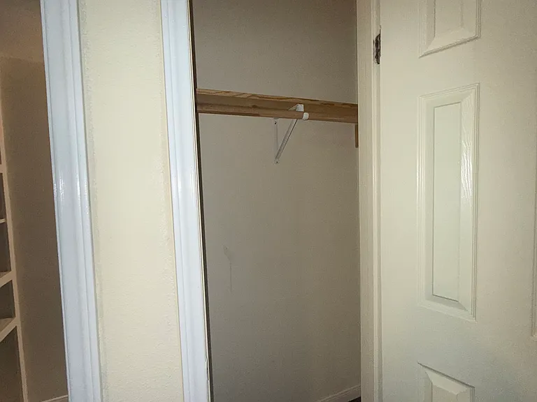 709 W 26th St #5 — Photo 19