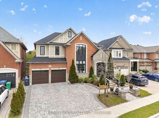 17 Maisonneuve Blvd E, Brampton, ON L6P1W8