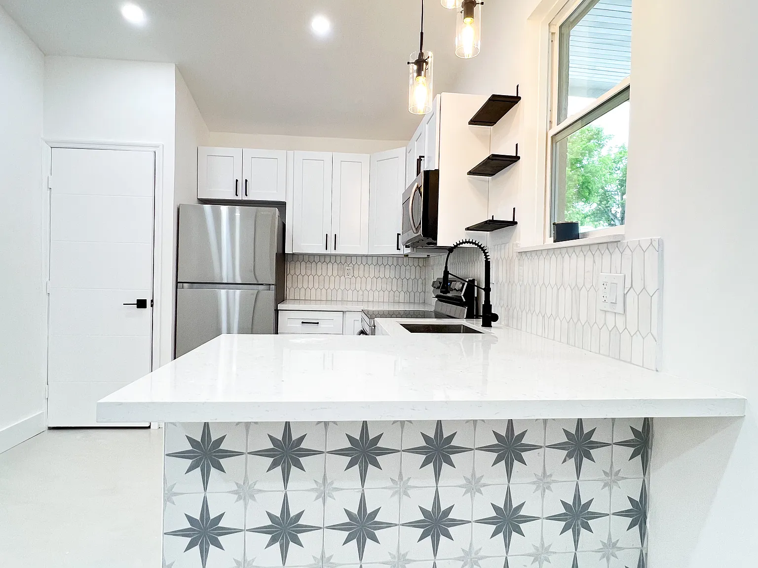 9221 SW 24th Ter — Photo 1