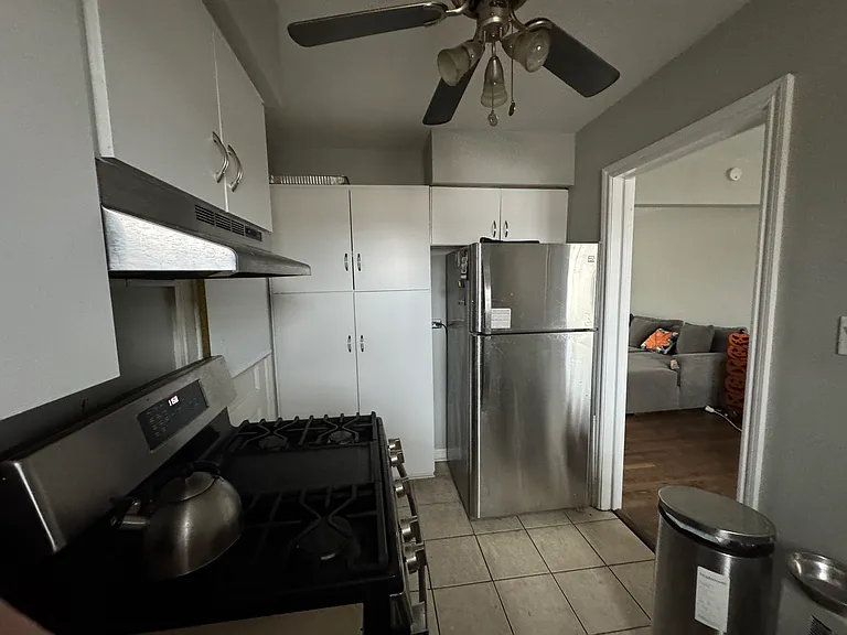 1557 Monroe Ave #2 — Photo 3