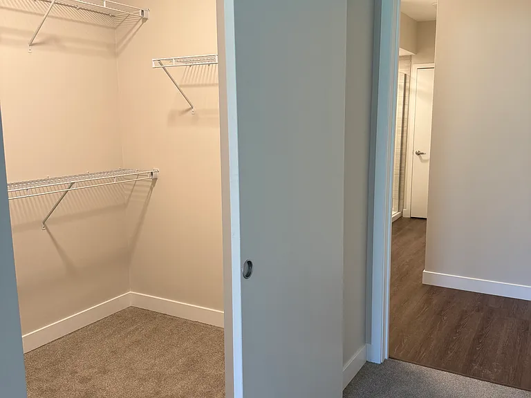 2645 Burton Rd #102 — Photo 10