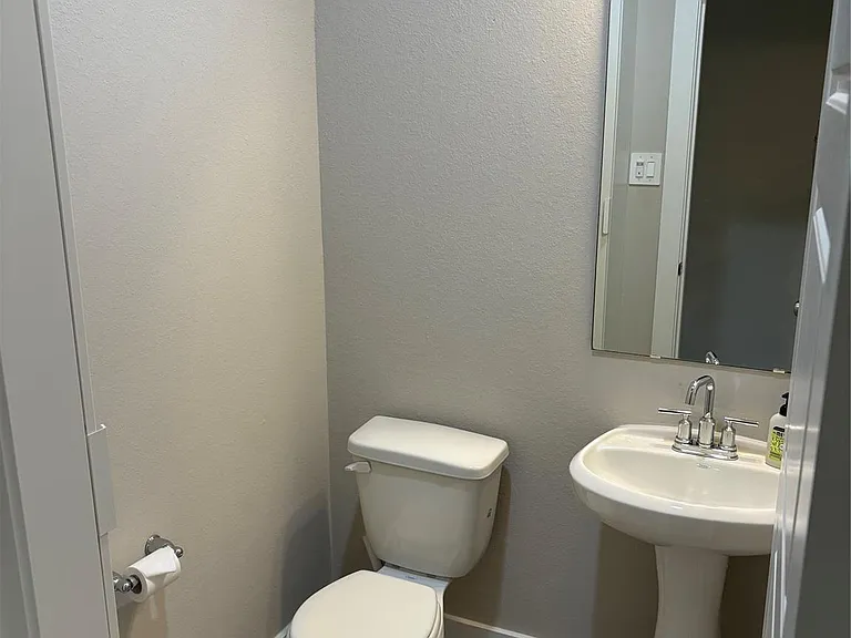 10534 Preserve Way — Photo 17