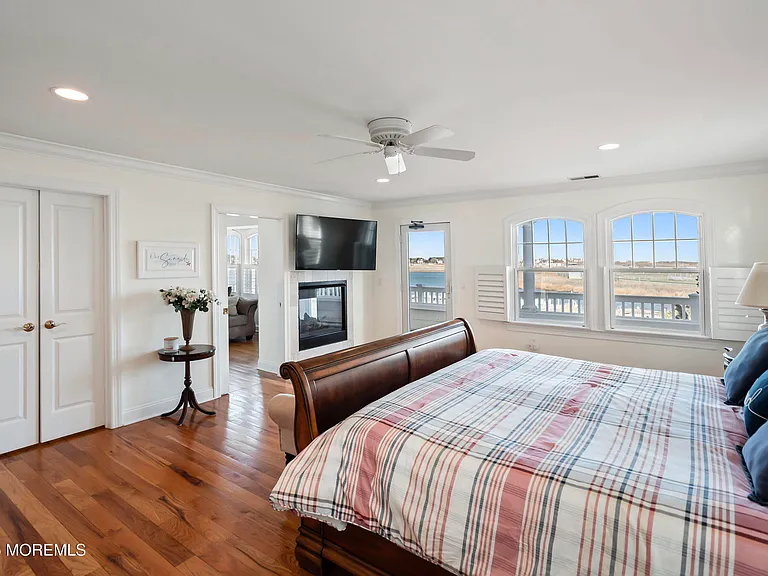 38 Ocean Ave — Photo 16
