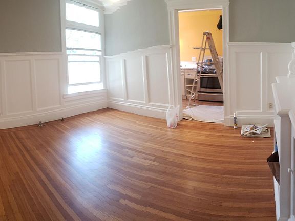 5th image of 251 Ashbury St APT 3