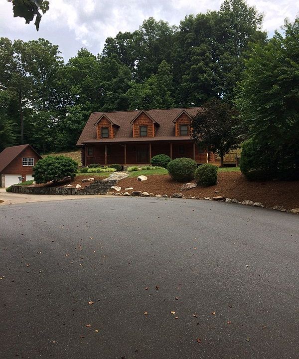 1st image of 176 Dogwood Heights Dr
