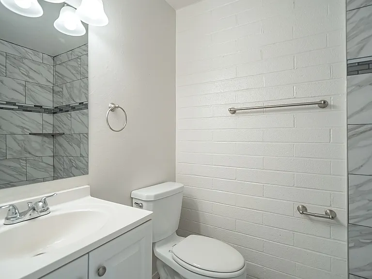 Highland Park — Photo 27