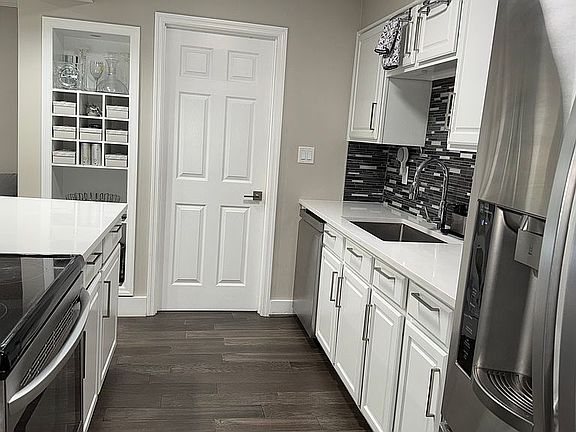 5th image of 82 Forrest Pl NE