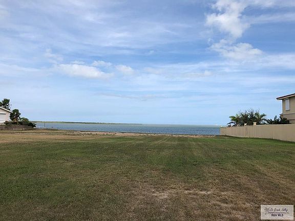 5th image of 1228 Beach Blvd