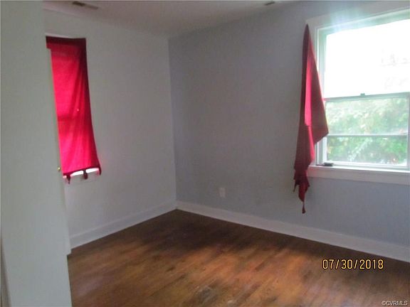 5th image of 3409 Maury St